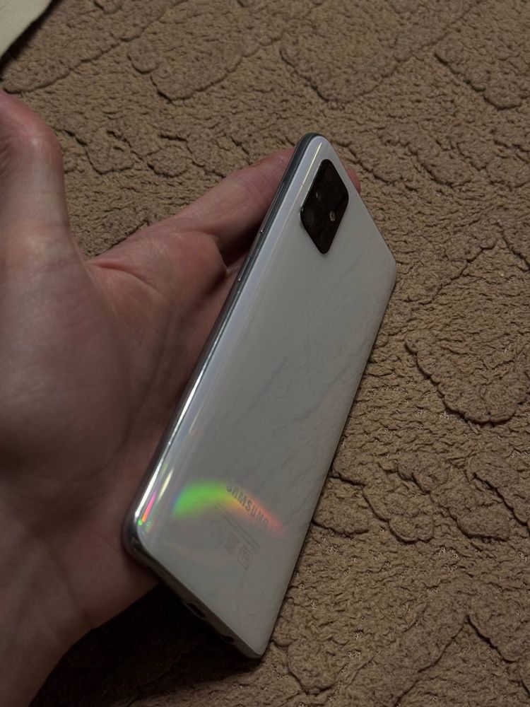 Samsung A51 в идеальном состоянии