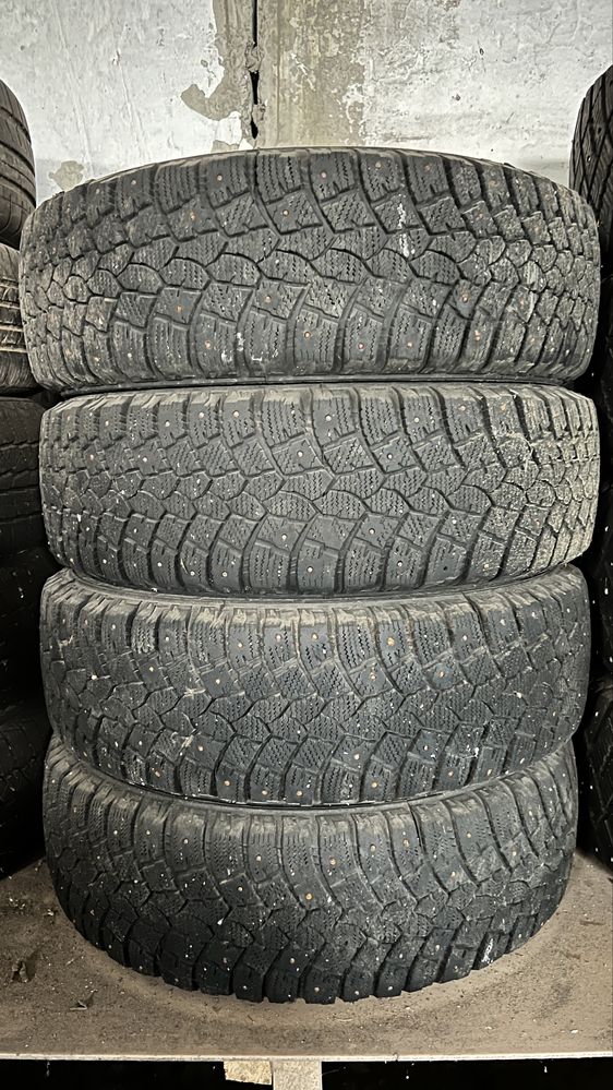 Продам зимнюю резину Matador 205/70/15 шипы