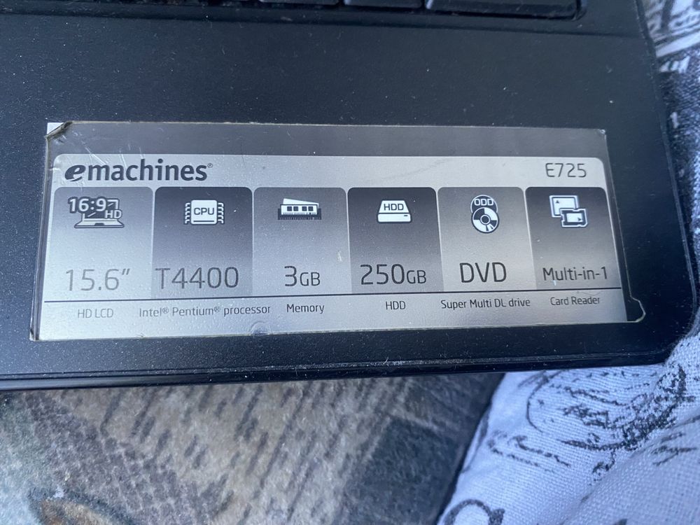 Продам ноутбук Emachines
