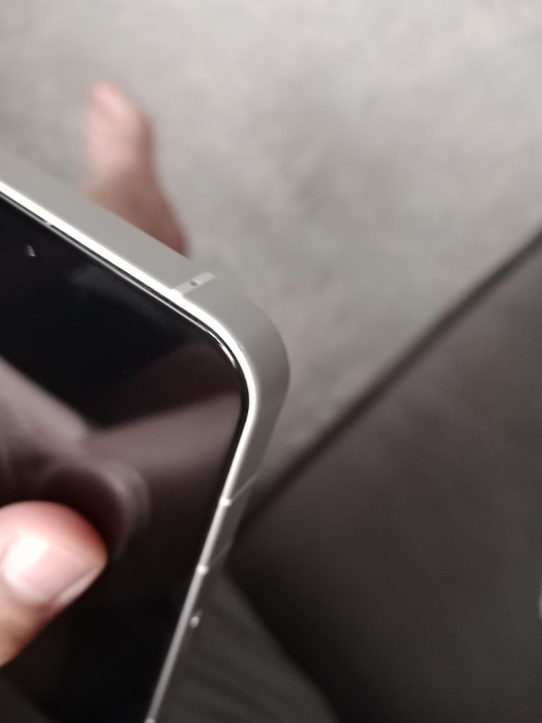 Срочно продам nothing phone 2 256