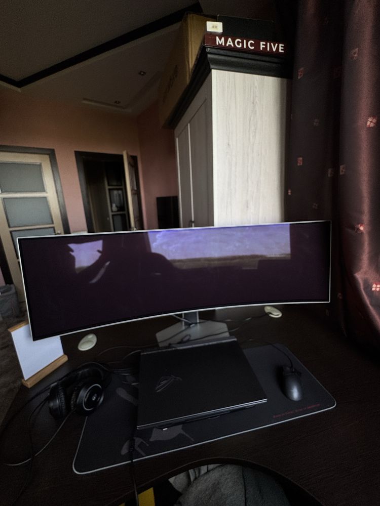 Продам монитор odyssey oled g9