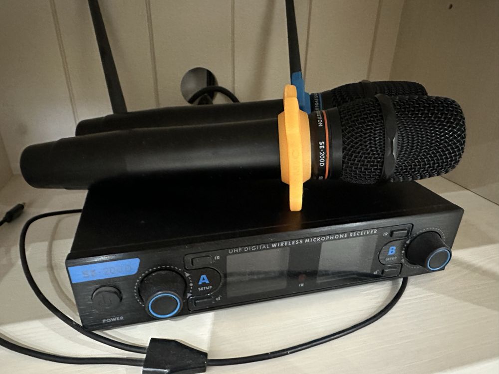 Караоке-система Evobox рубиновая +Se200D+EvoSound Bar бежевый