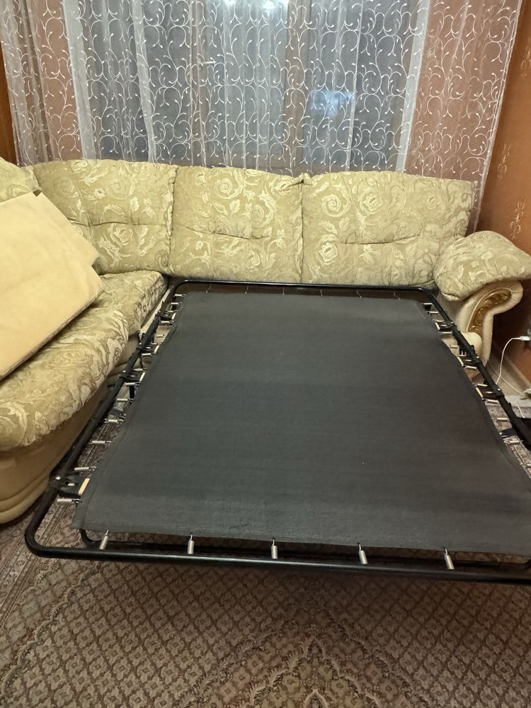 Продам диван с креслом