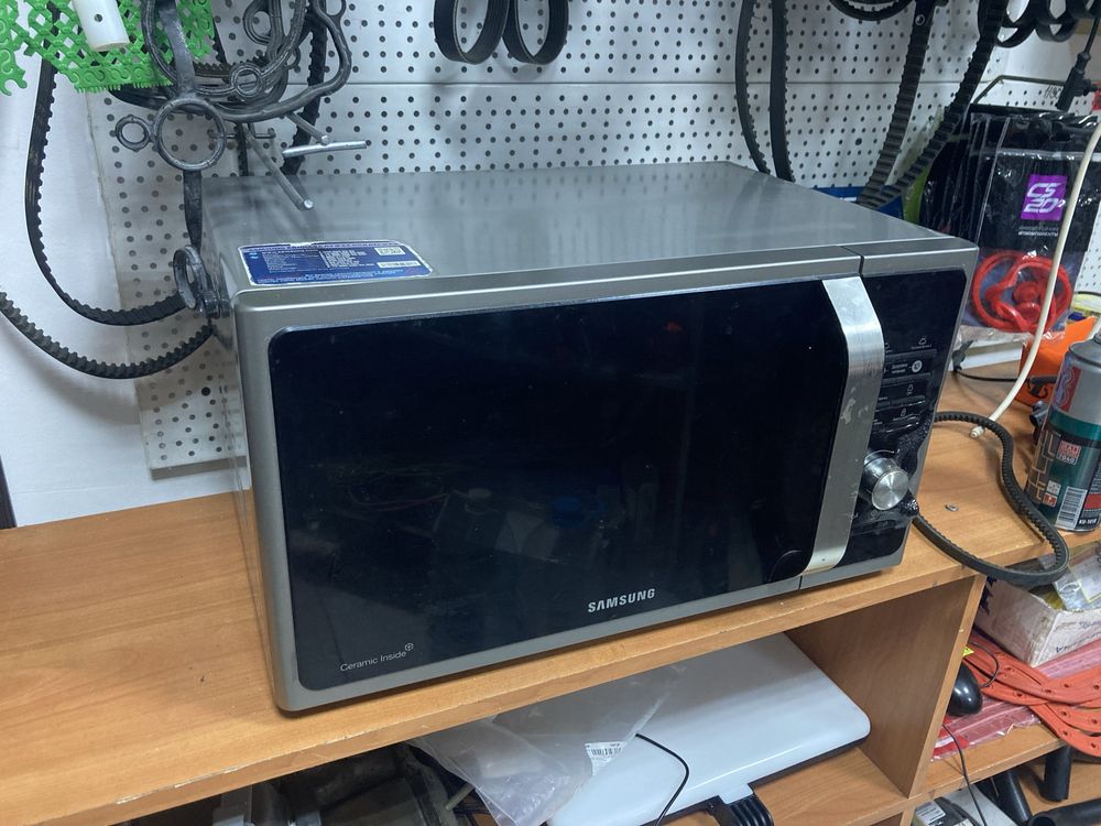 Микроволновка Samsung