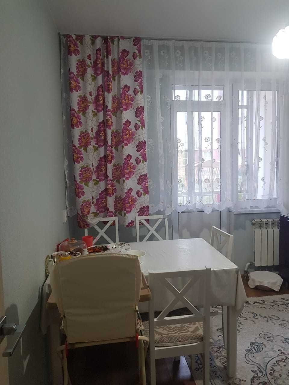 Продаётся 2-х комнатная квартира по адресу:  
ул. Жибек Жолы, 9