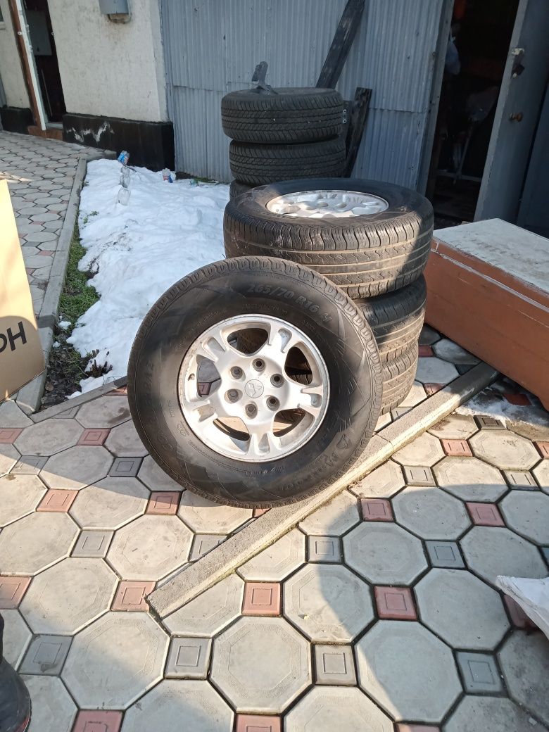 Продам шины летние