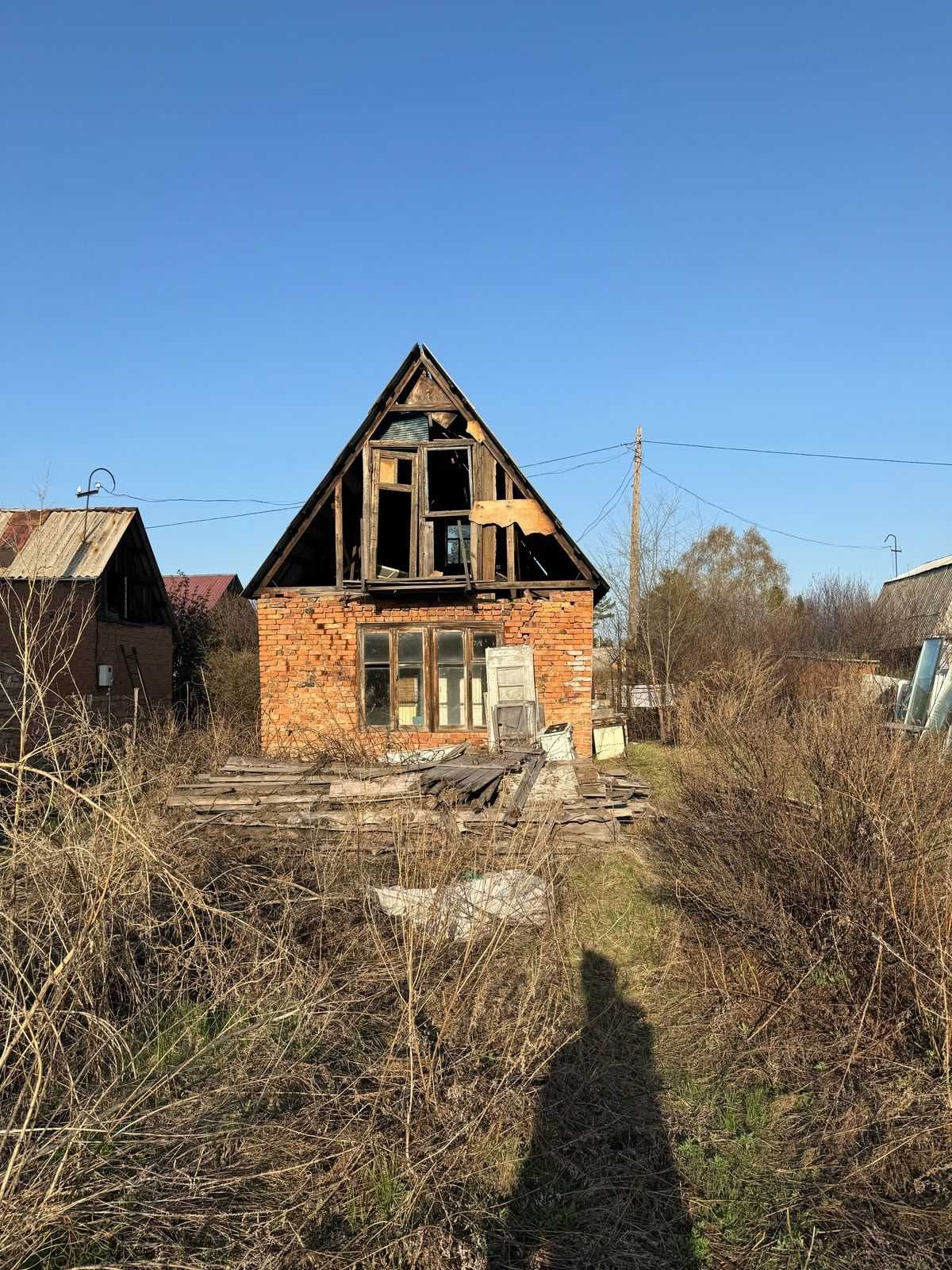 Продам участок с фундаментом