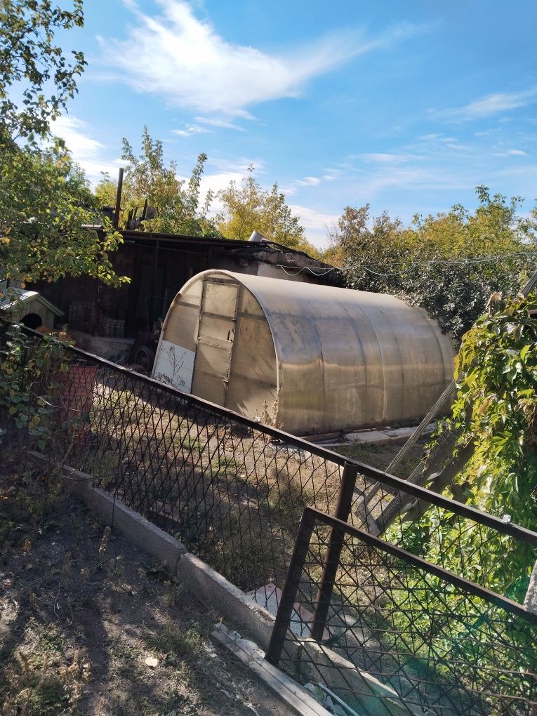 Продам дом с центральными коммуникациями