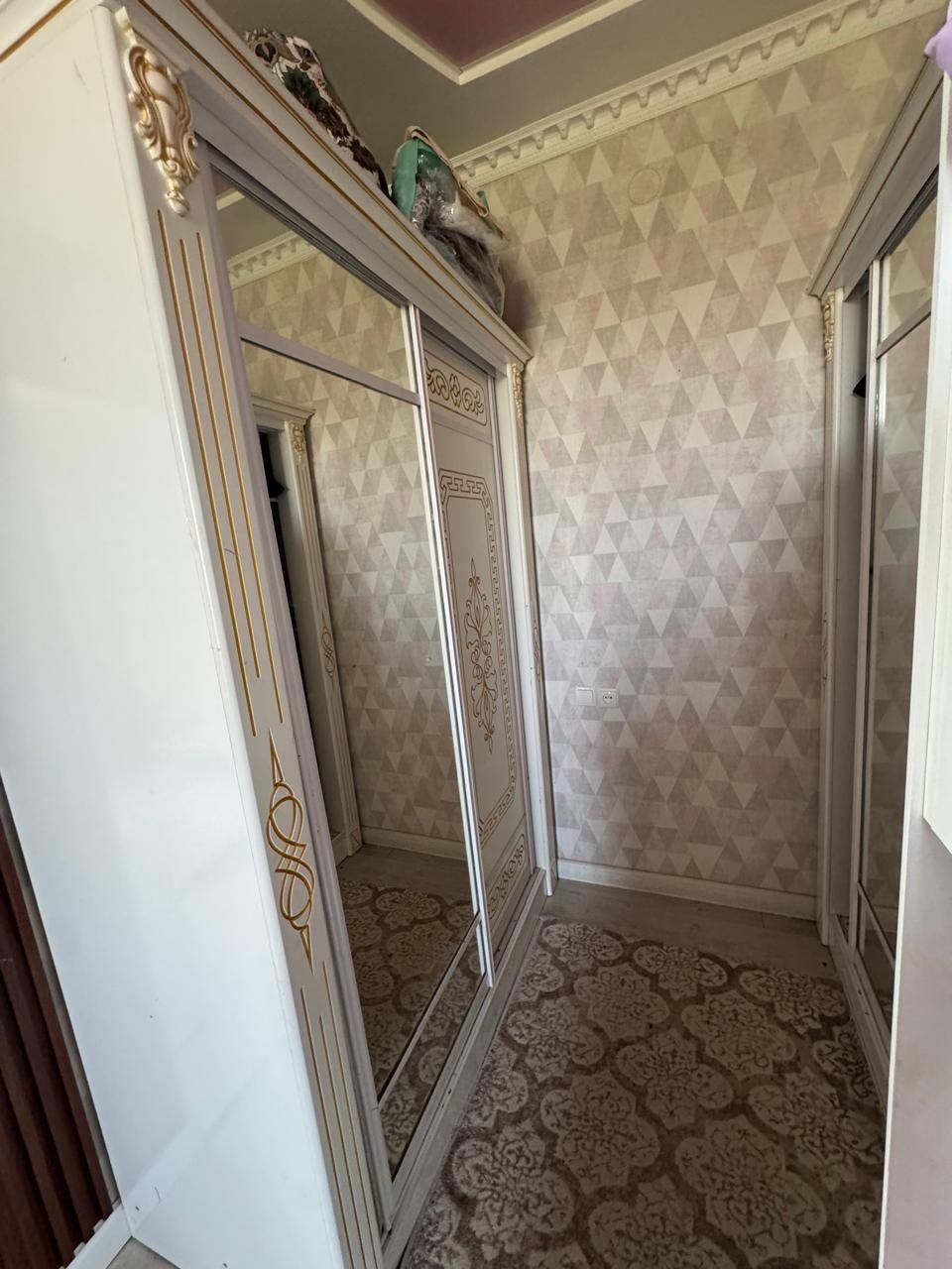 Детская кровать 2 ярусная с 2 шкафами продается