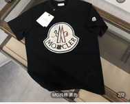 Футболка Moncler