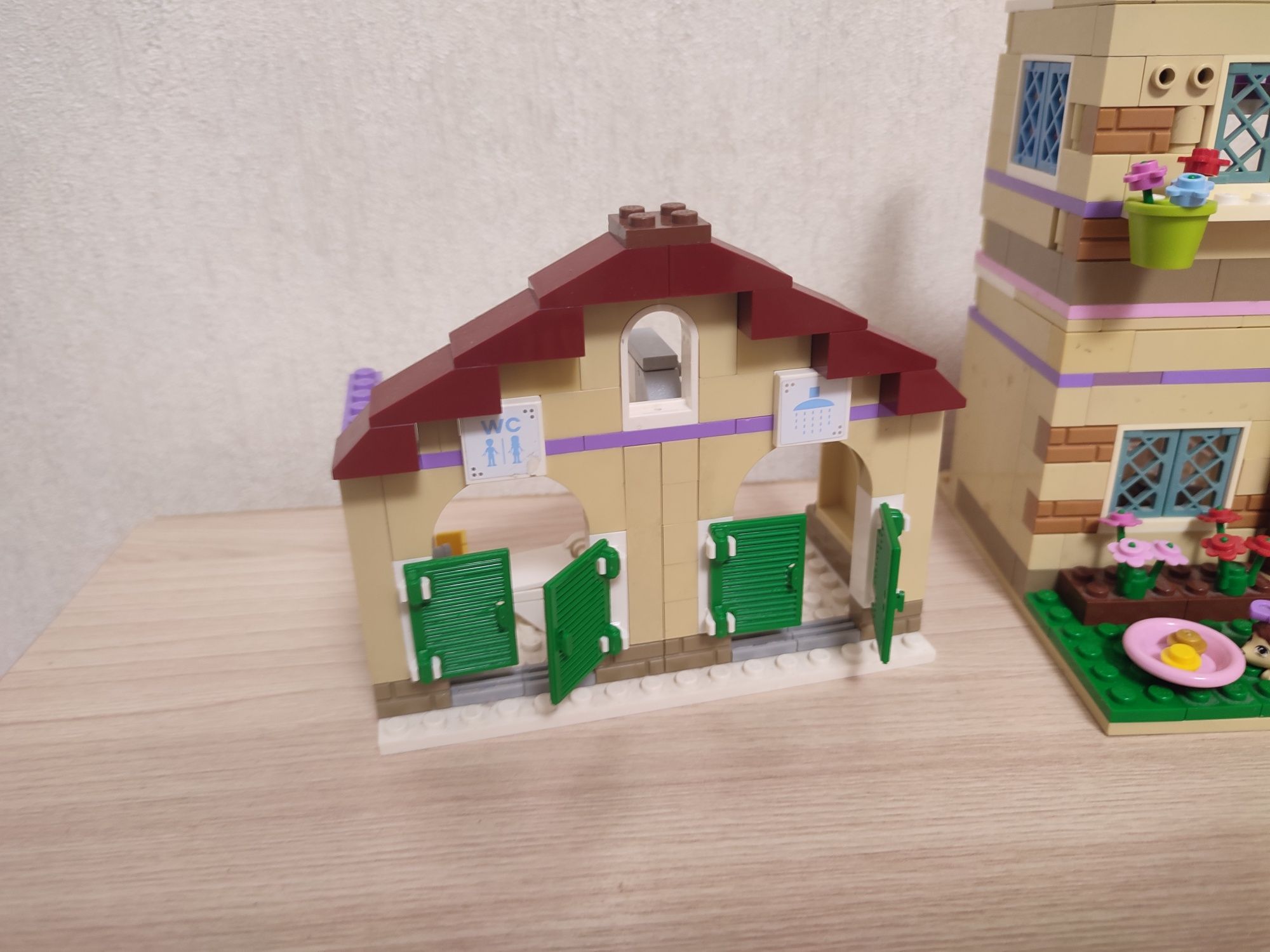 Продам набор Лего френдс  3185 школа верховой езды Lego friends 3185