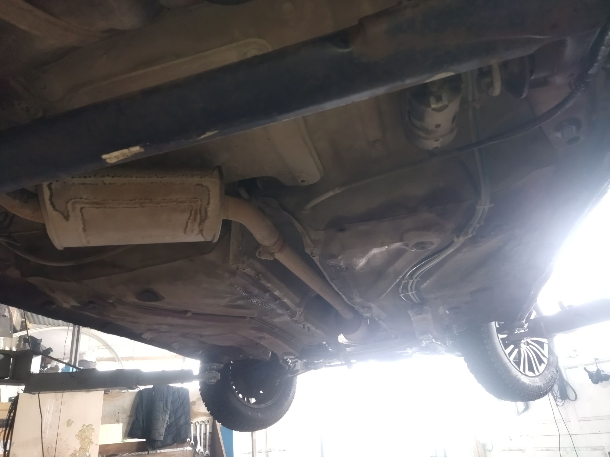 ПоодамVolkswagen golf 3 в хорошем состоянии газ бензин объем 2