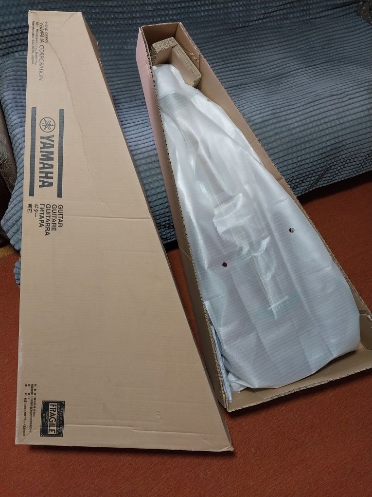 Продаётся Электро Акустическая гитара YAMACHA CPX 600