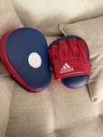 Ударные лапы Adidas для бокса / ММА