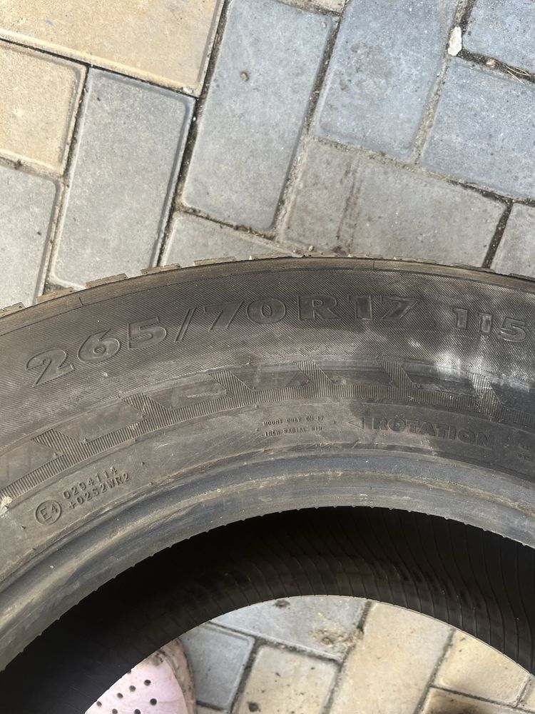 Продам шины от прады 120