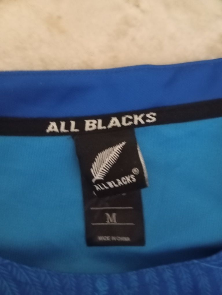 Футболка All black