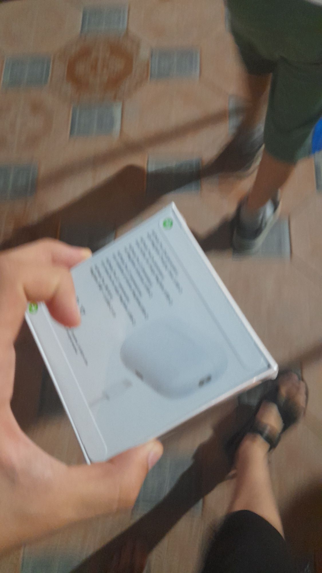 Продаю новый airpods pro 2 generation СРОЧНО