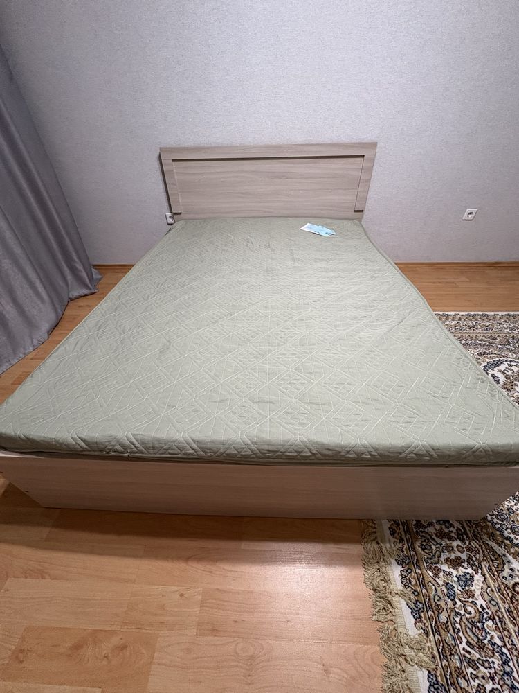 Срочно продам 2-х спальную кровать