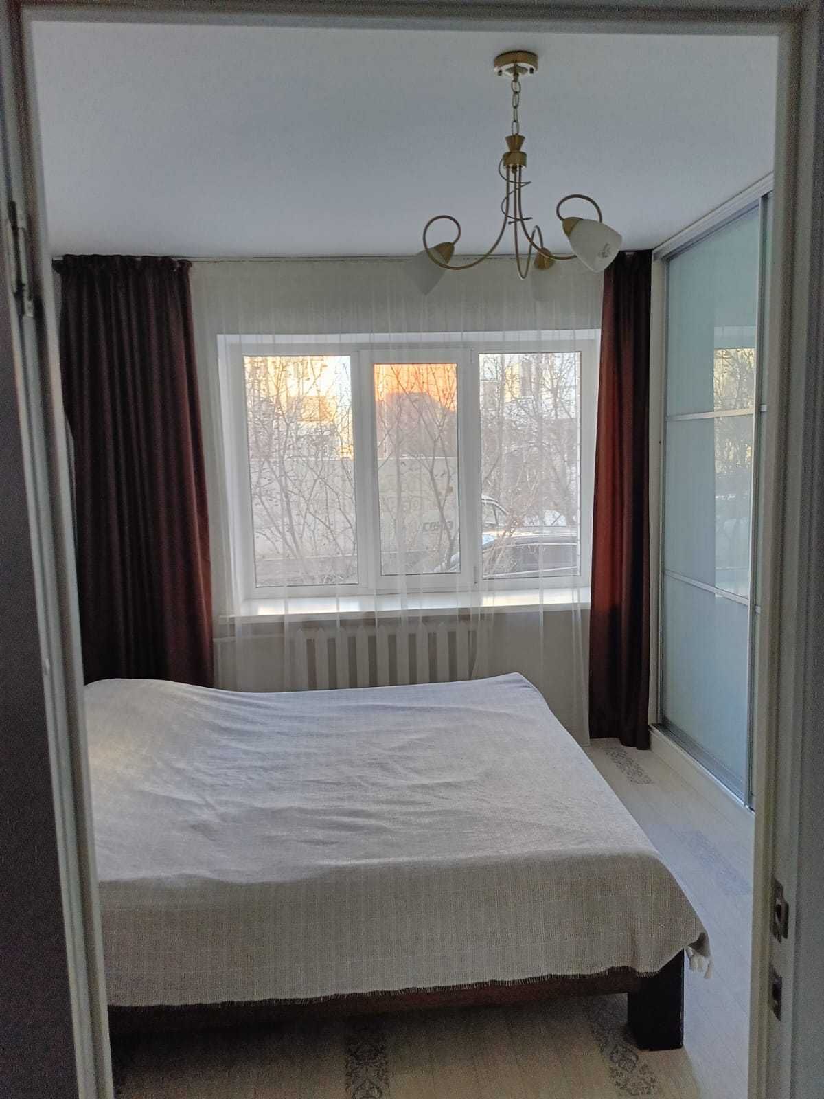 Продам 4х комнатную квартиру в 2х уровнях  в 5 мкр.