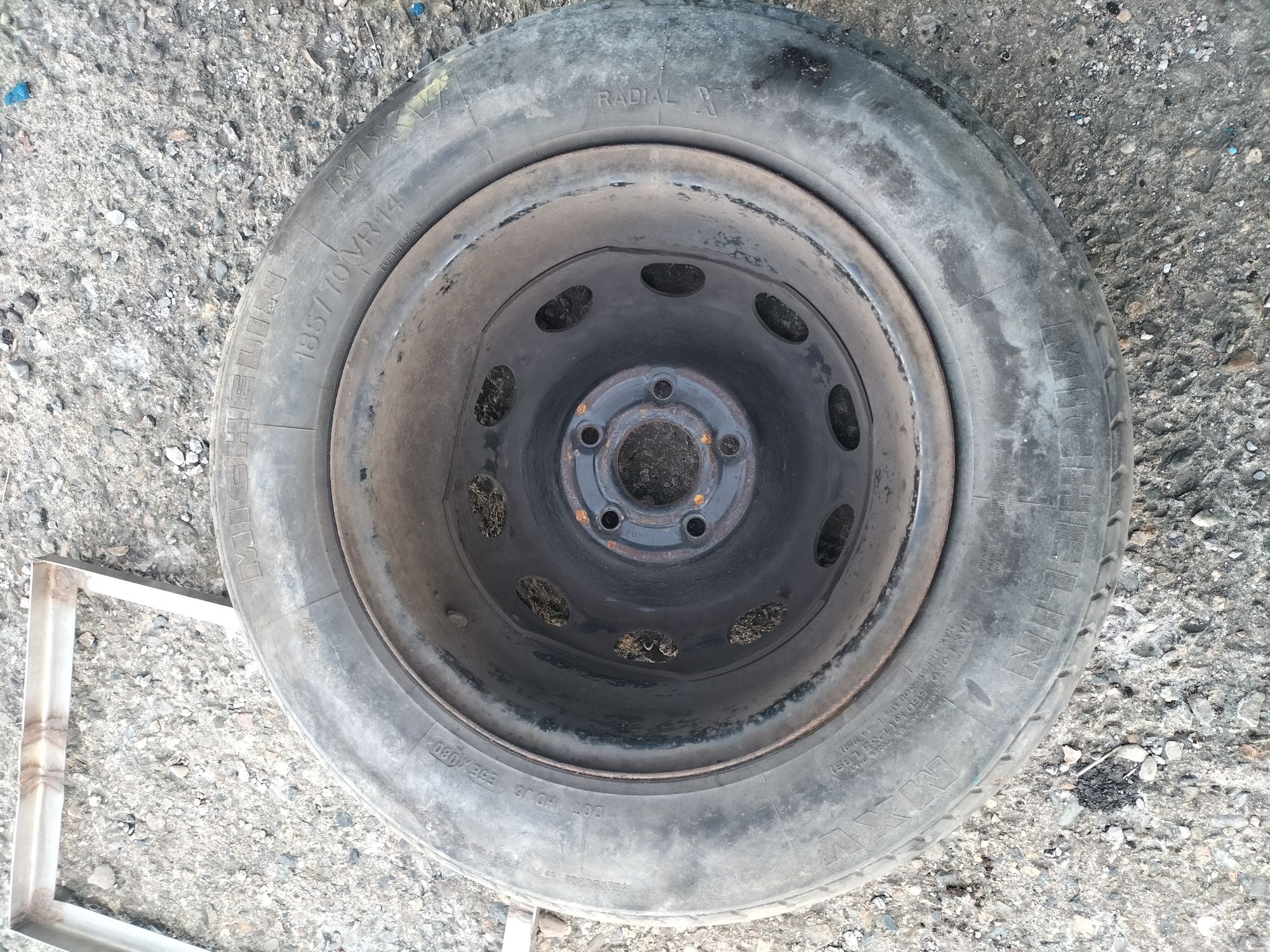 Продам R14 MICHELIN  185/70/14
