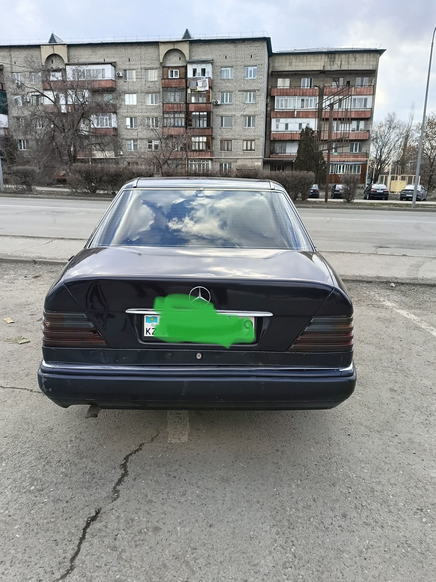 Продам автомобиль мерседес
