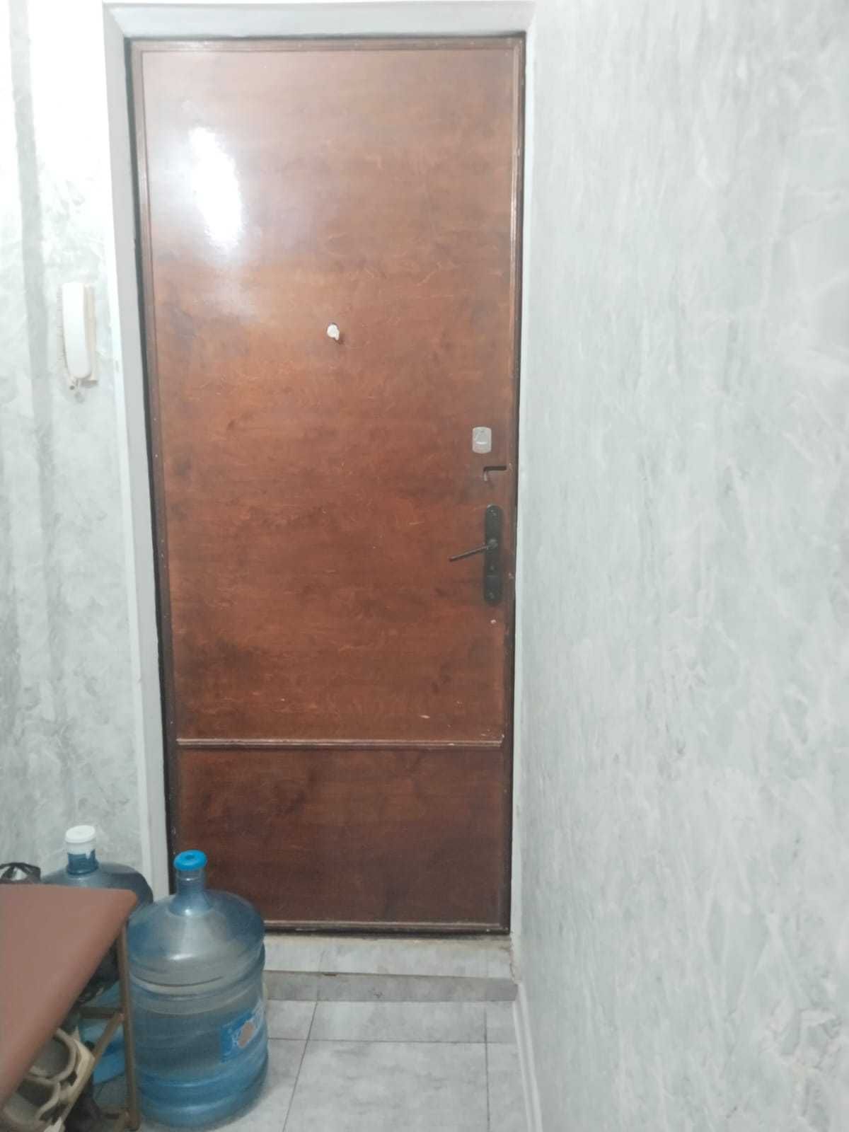 Продается 3 комнатная квартира , район универмаг