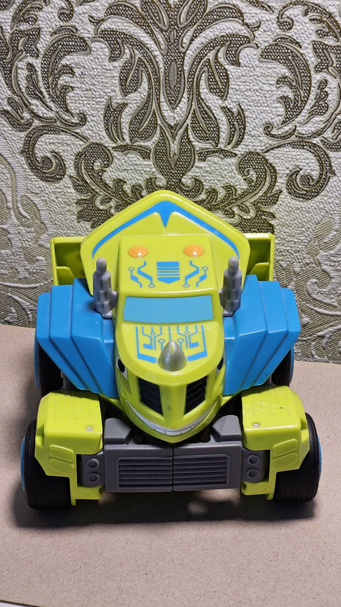 Mattel Blaze Зэг трансформер редкий 25 см (из мультика Вспыш)