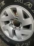 Диски с шинами Maxxis Worm-drive AT 265/70/16