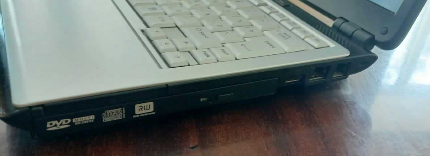 Ноутбук или нетбук Toshiba Satellite U 300 с экраном 13 дюймов