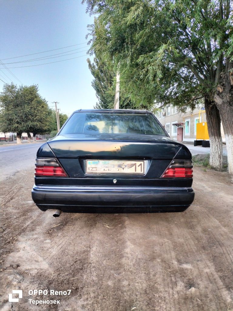 Продам Мерс 124 Е