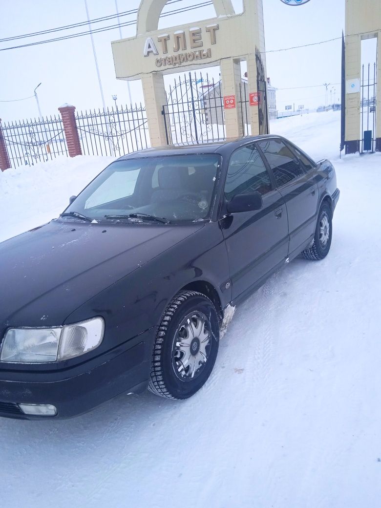 Продам авди100 в хорошем состоянии.2л.