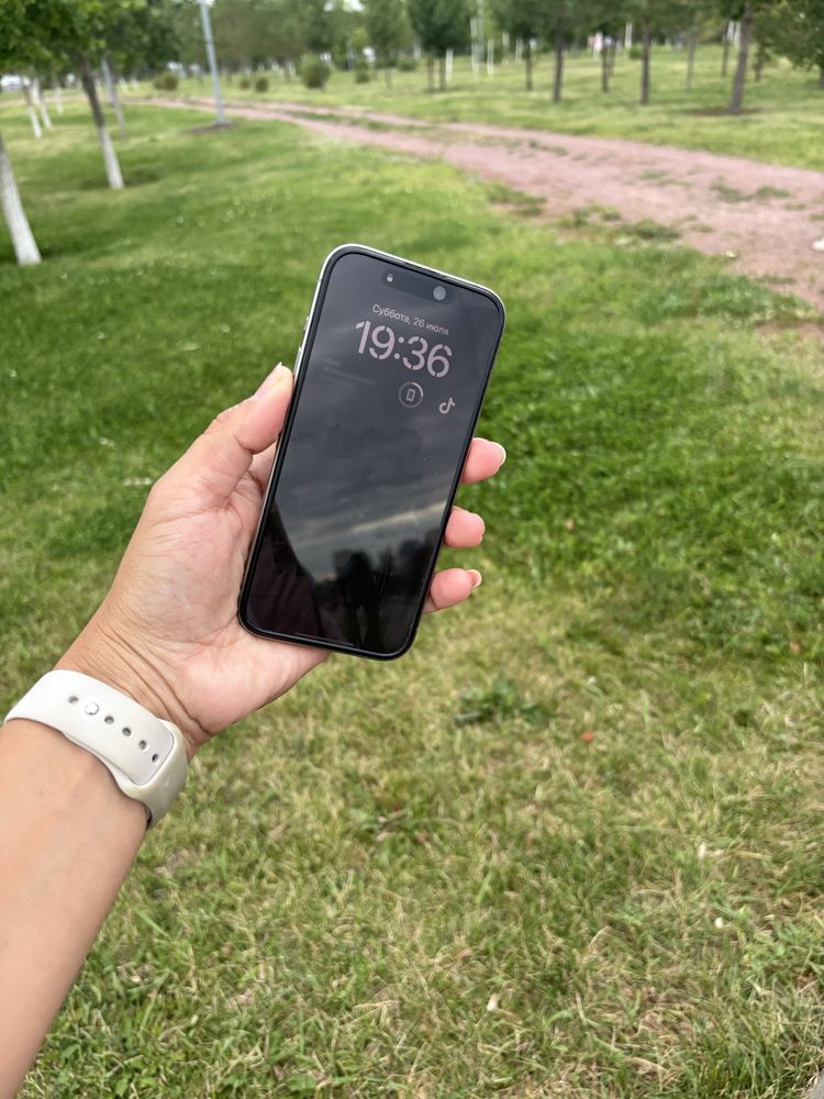 Iphone 15pro 256гб