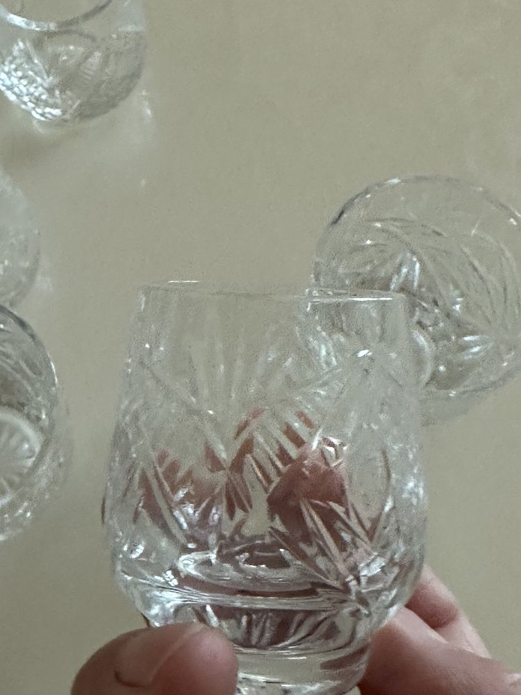 Хрустальные рюмки