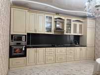 Продам кухонный гарнитур шкаф