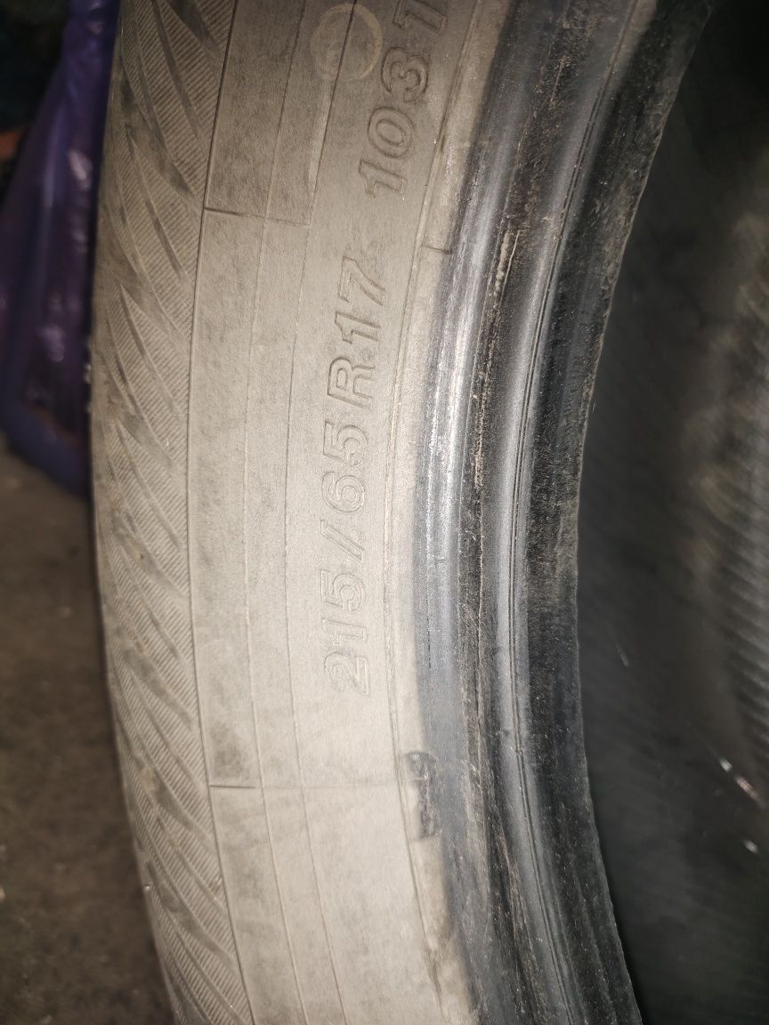 Продам зимние шины Yokohama
