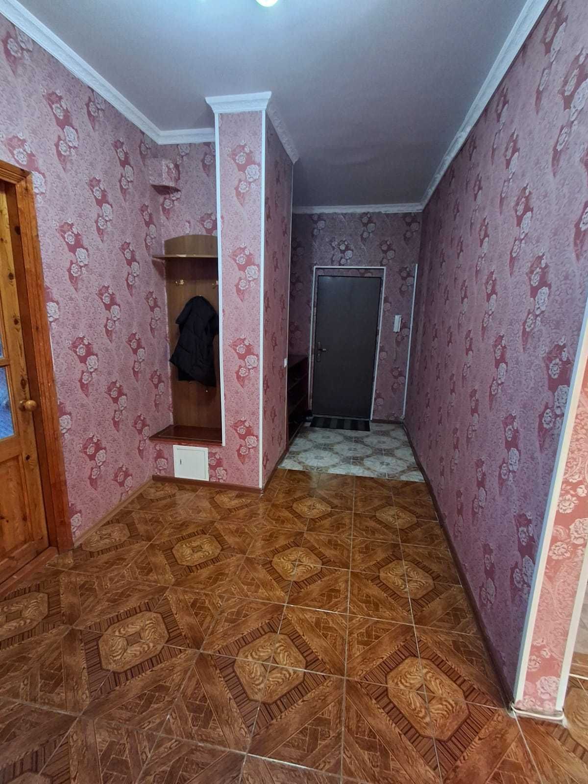 Трехкомнатная/Стройконтора/wi-fi/Сутки
