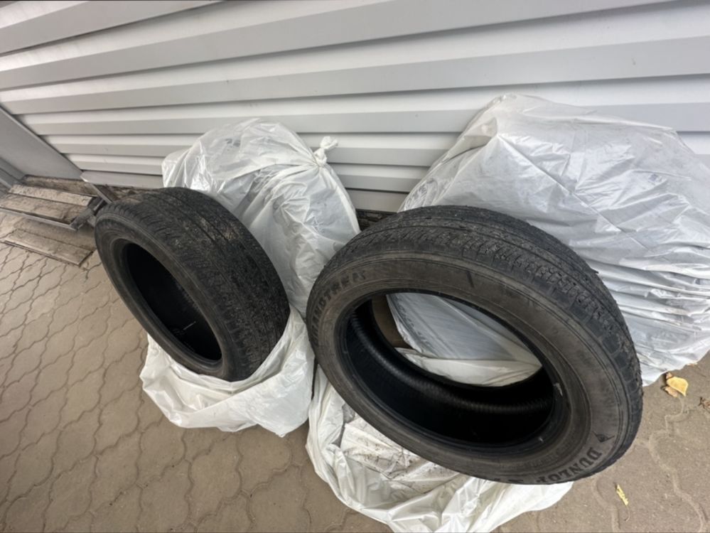 Шины Dunlop 235/55 R18 комплект — дешево, срочно