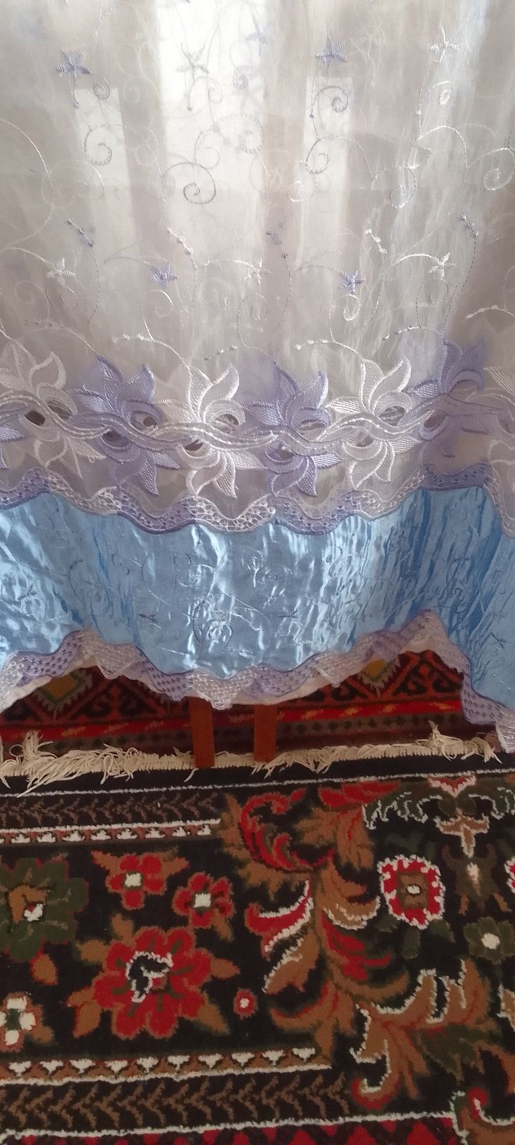 Продам шторы б/у за 4500 тенге.И тюль 190×250см за 2500.