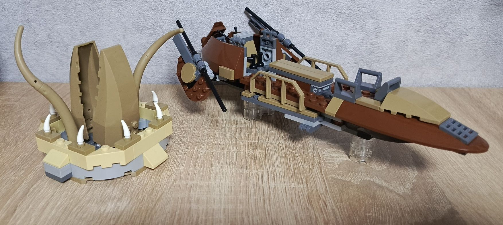 LEGO Star Wars: Desert Skiff (9496)