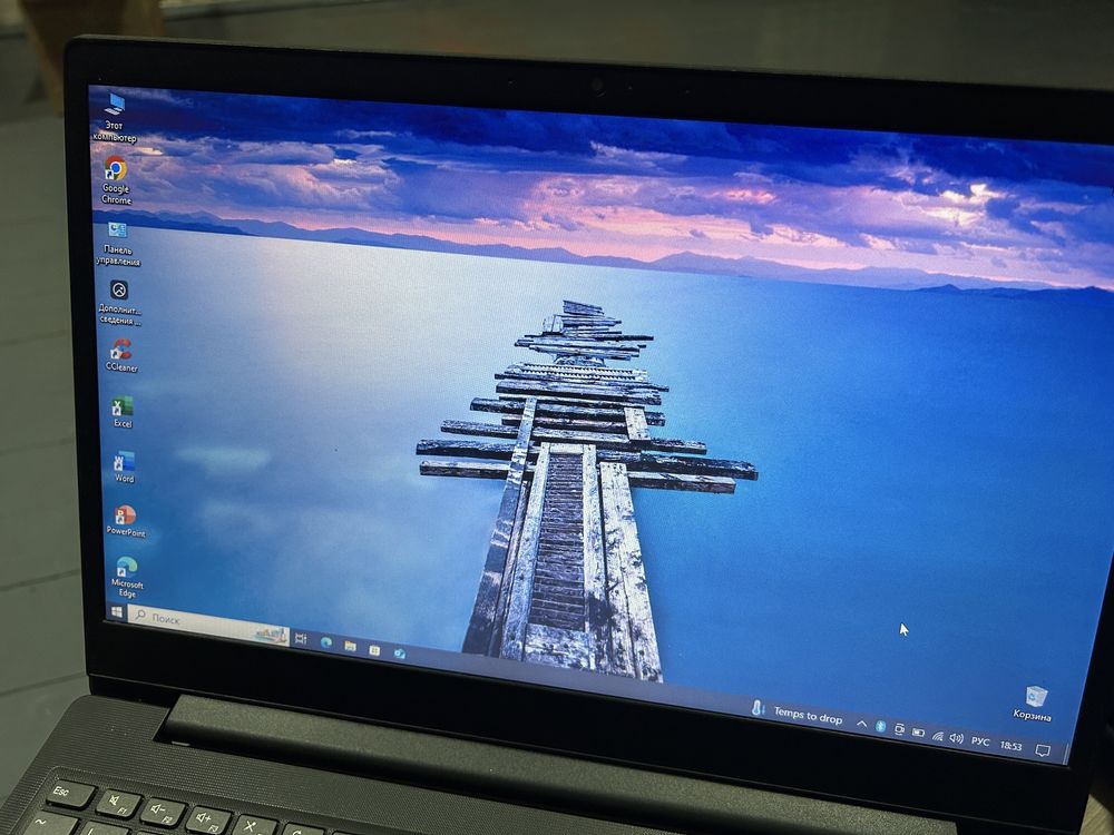 Ноутбук Lenovo SSD в новом состояний в полном комплекте