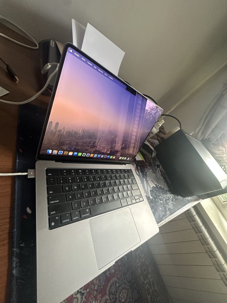 MacBook Pro 14/ M3 / 2023 / 512Гб