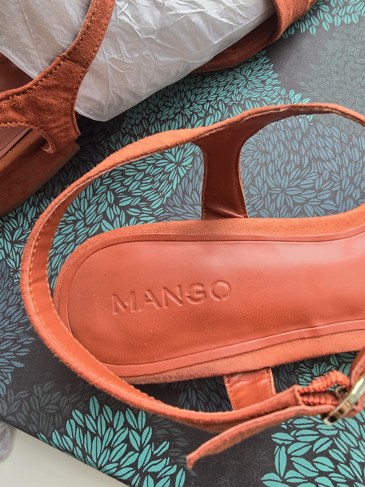 Сандалии Mango замшевые 40 размер