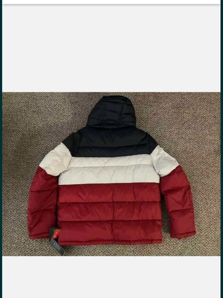 Продам мужскую куртку-пуховик "Tommy Hilfiger"