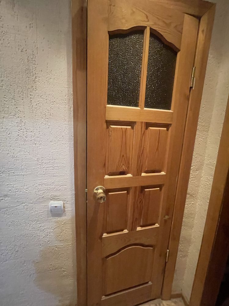 Деревянные двери