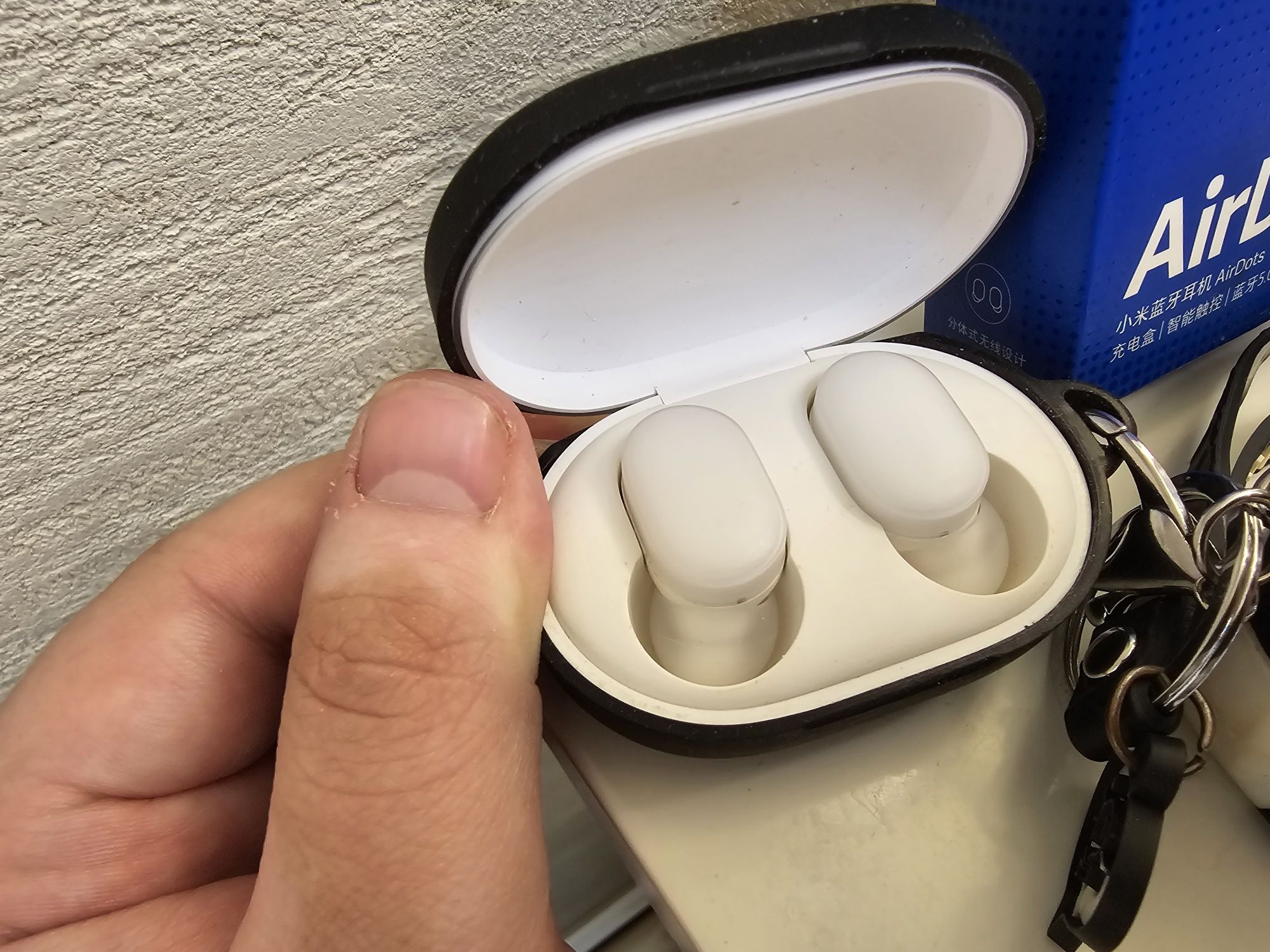 Беспроводные наушники Xiaomi AirDots