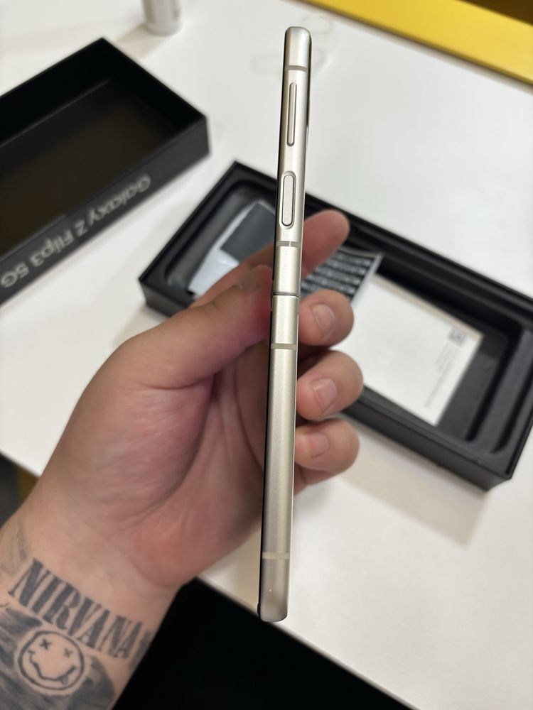 Samsung galaxy z flip 3 5G