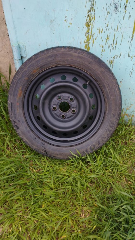 Продам 2-е запаски 205x55 R16, 5x114x3 Corolla, Camry