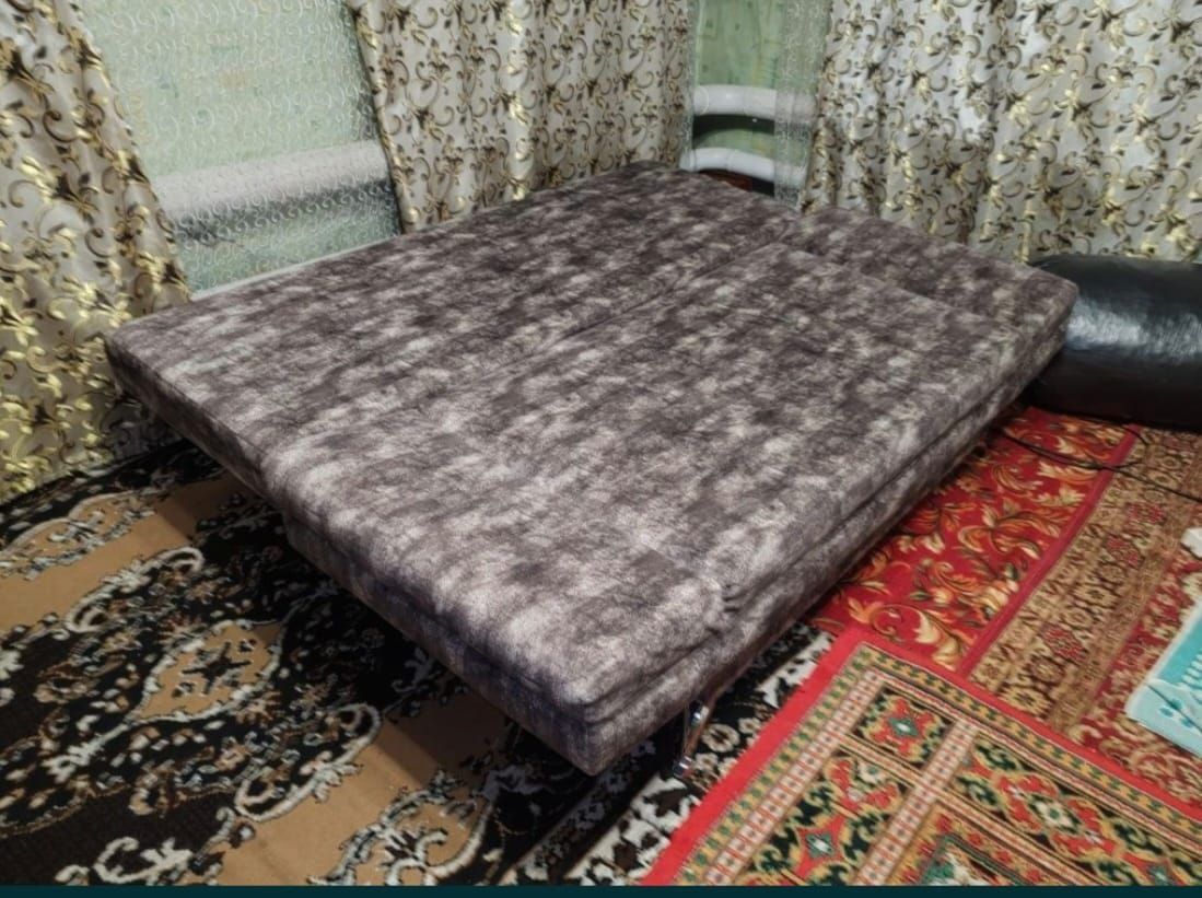 Продам диван б/у
