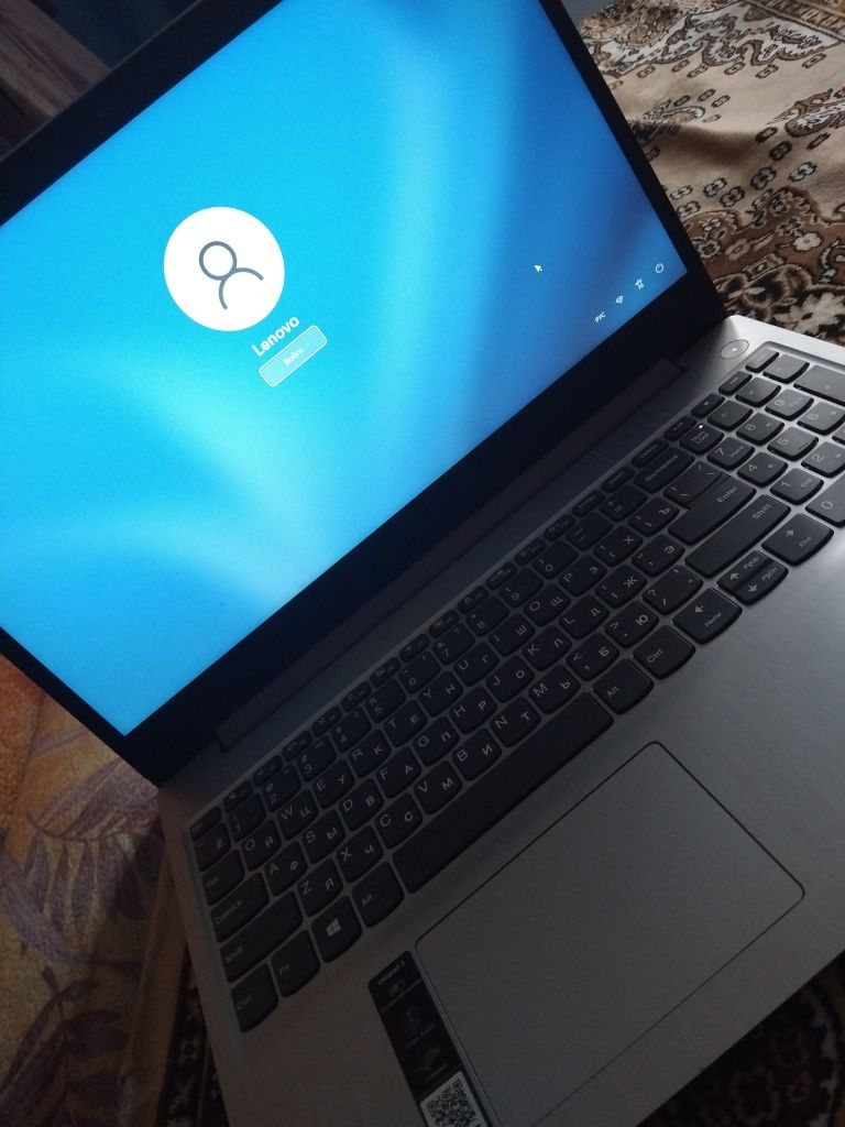 Продам ноутбук Lenovo