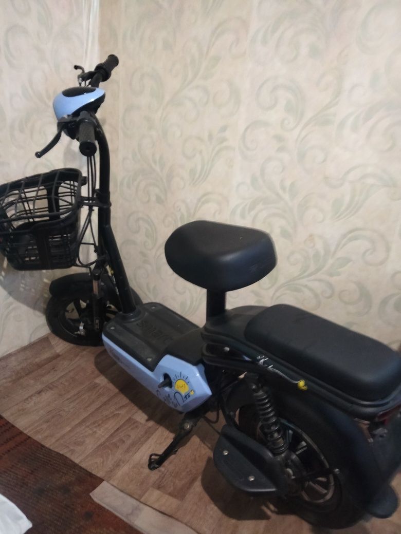 Продам Электросамокат